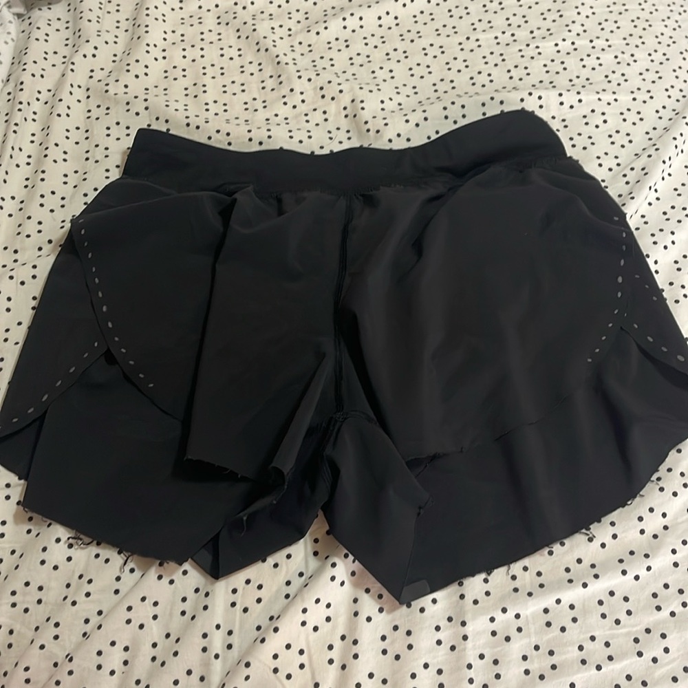 Fast and free lululemon shorts 3”